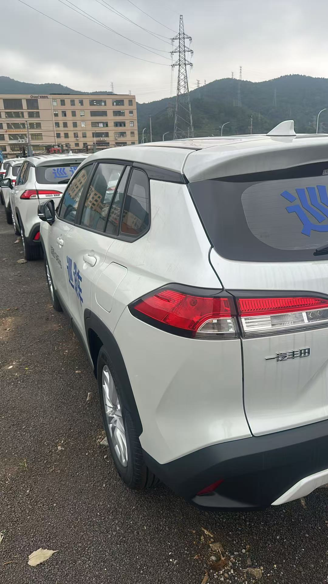 Toyota Corolla Cross 2.0L Hybrid Elite 2026, фото 6