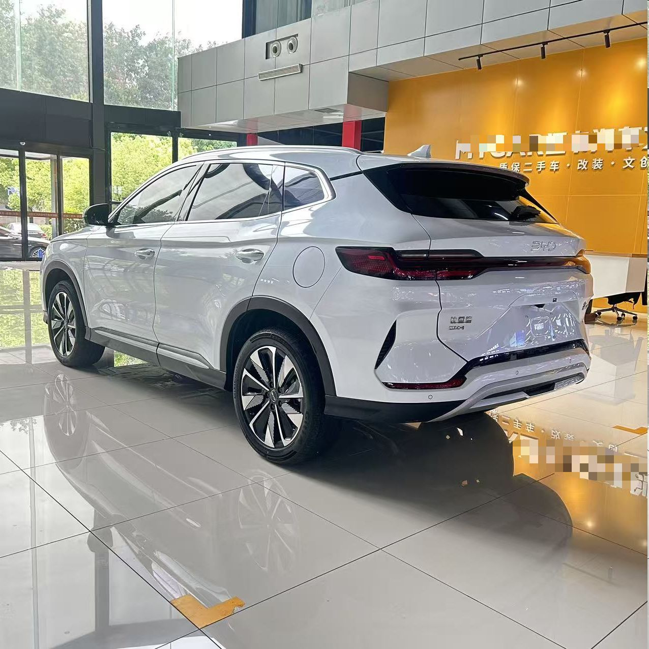 BYD Song PLUS DM-i 112KM Honor Edition 2024, фото 4