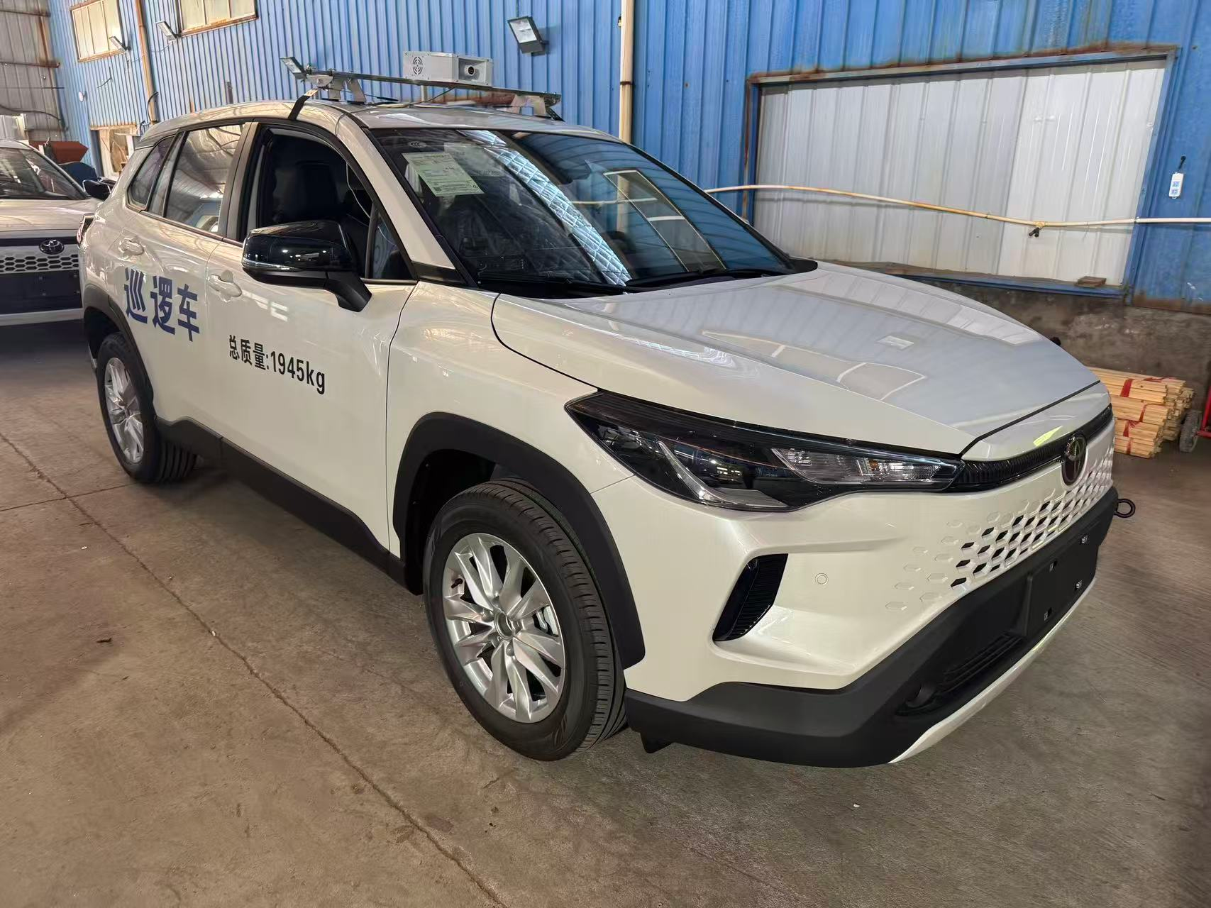 Toyota Corolla Cross 2.0L Hybrid Elite 2026, фото 3